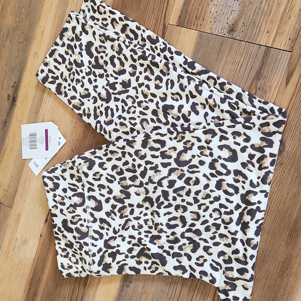 Wonderly Capri-length, Petite Medium